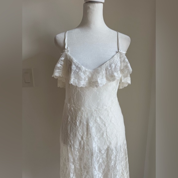 POL Sheer Lace Layering Slip Dress Spaghetti Straps Tiered Skirt - Picture 2 of 15